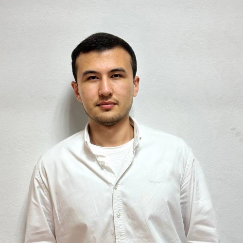 Хакимджанов Эльдор — Помощник аудитора, ведущий бухгалтер
